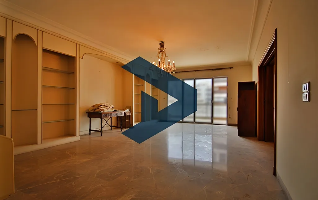 Apartment for sale in Kraytem, Beirut, Lebanon - 4 bed, 5 bath