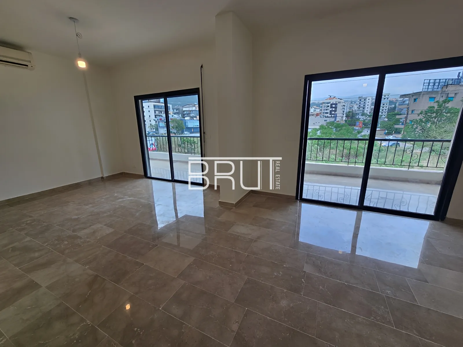 Apartment for Rent in Kaslik
