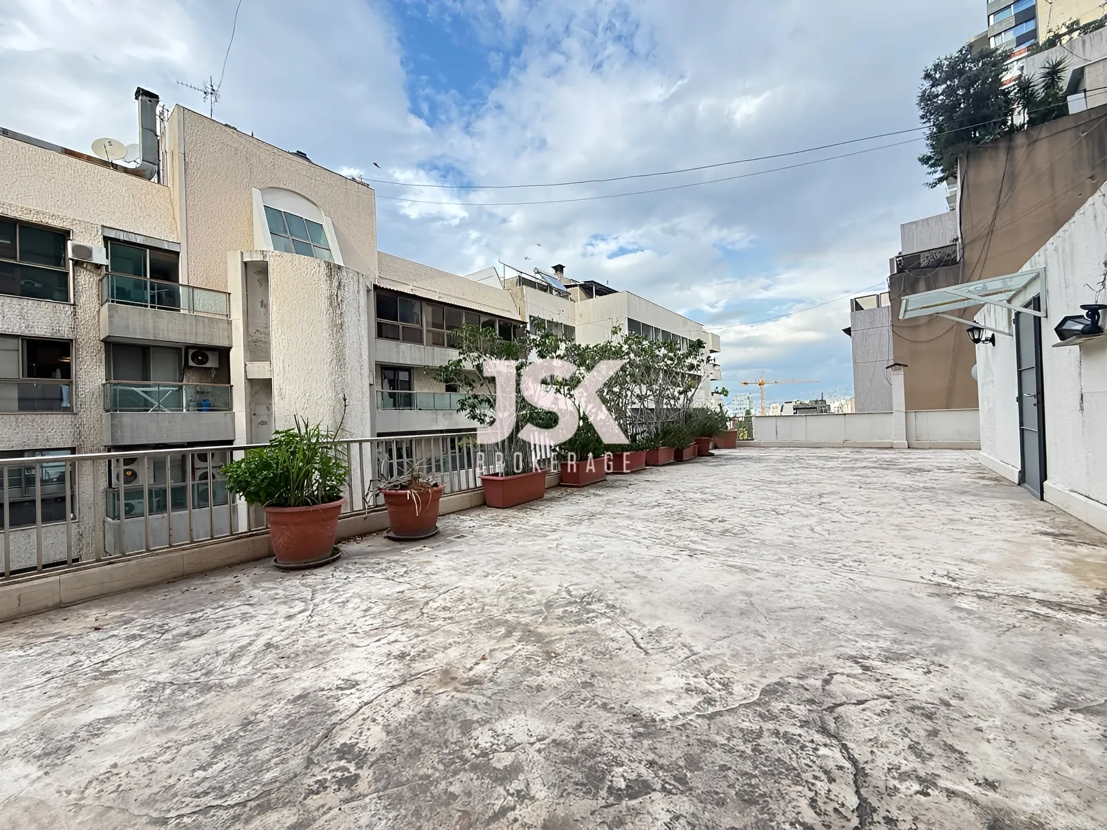 Duplex for Rent in Achrafieh
