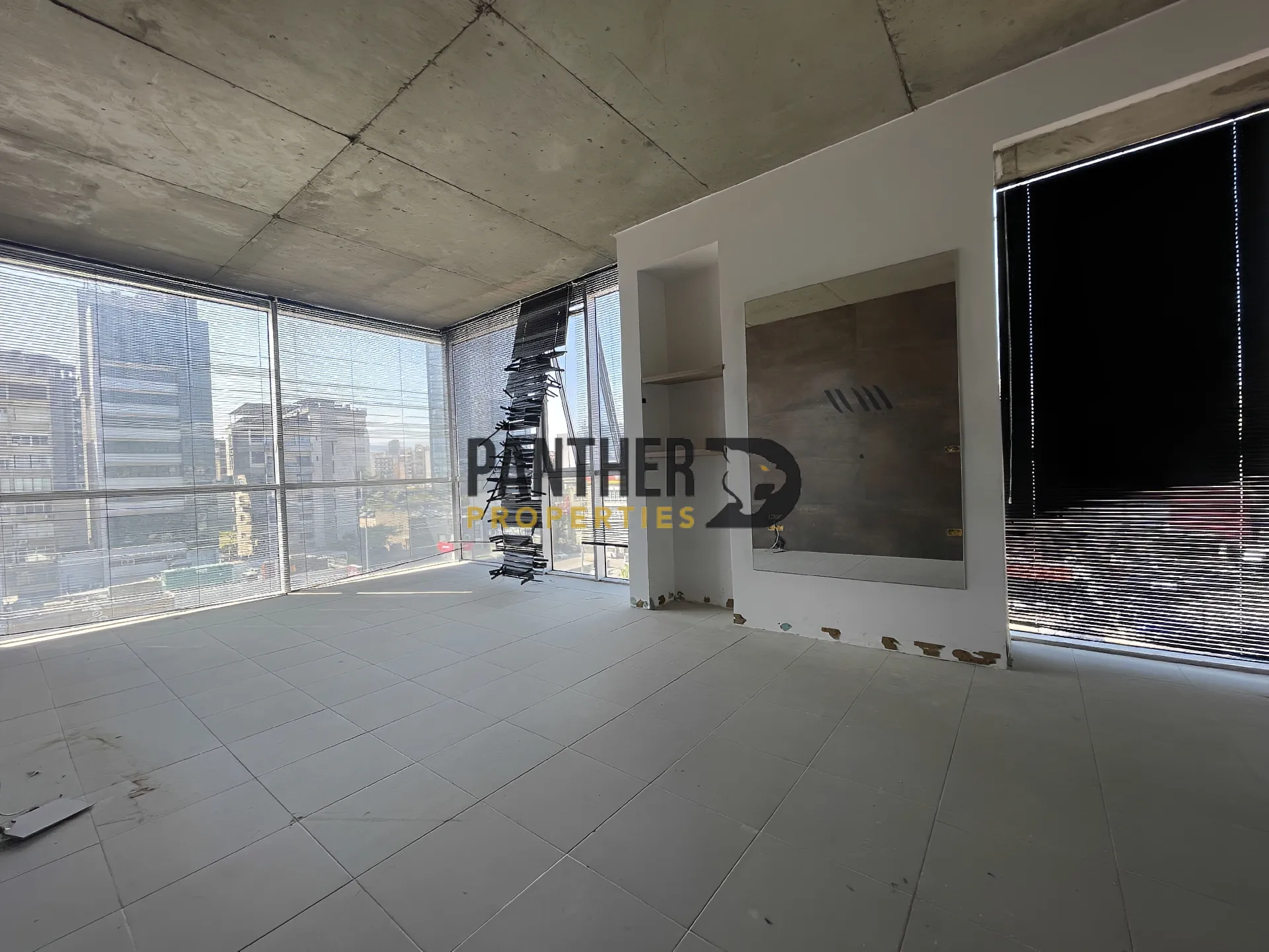 Office for rent in Mirna chalouhi highway, sin el fil, lebanon
