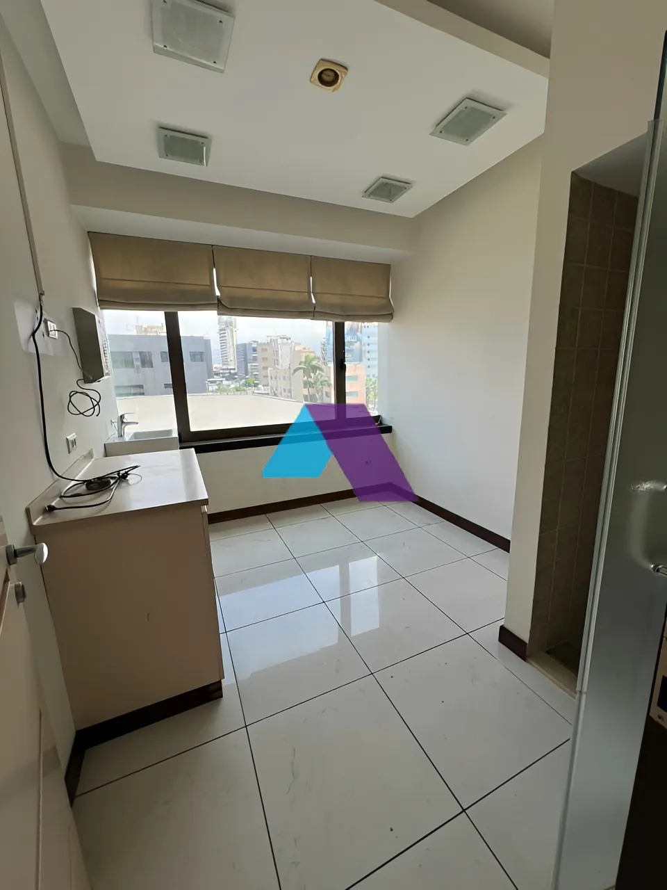Office for rent in Kaslik
