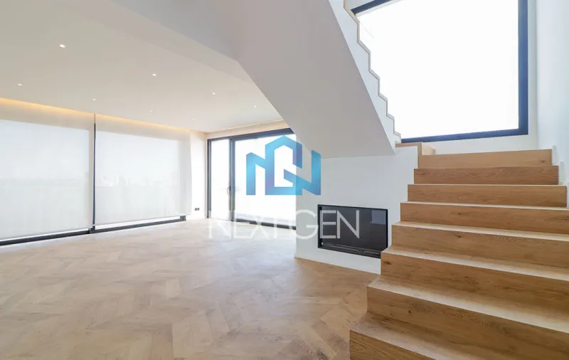 Triplex for rent in Achrafieh
