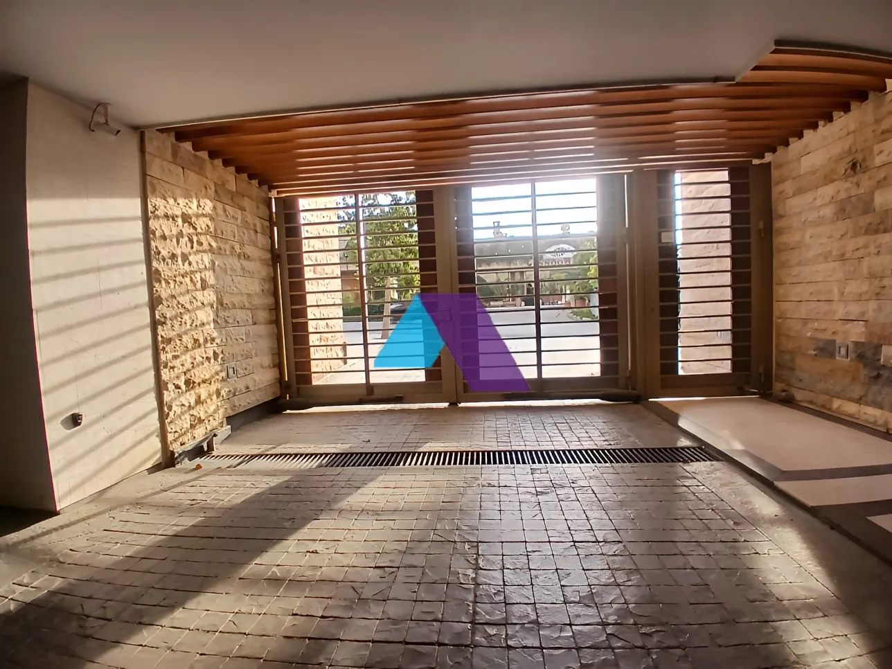 Apartment for Sale in Ain Saadeh
