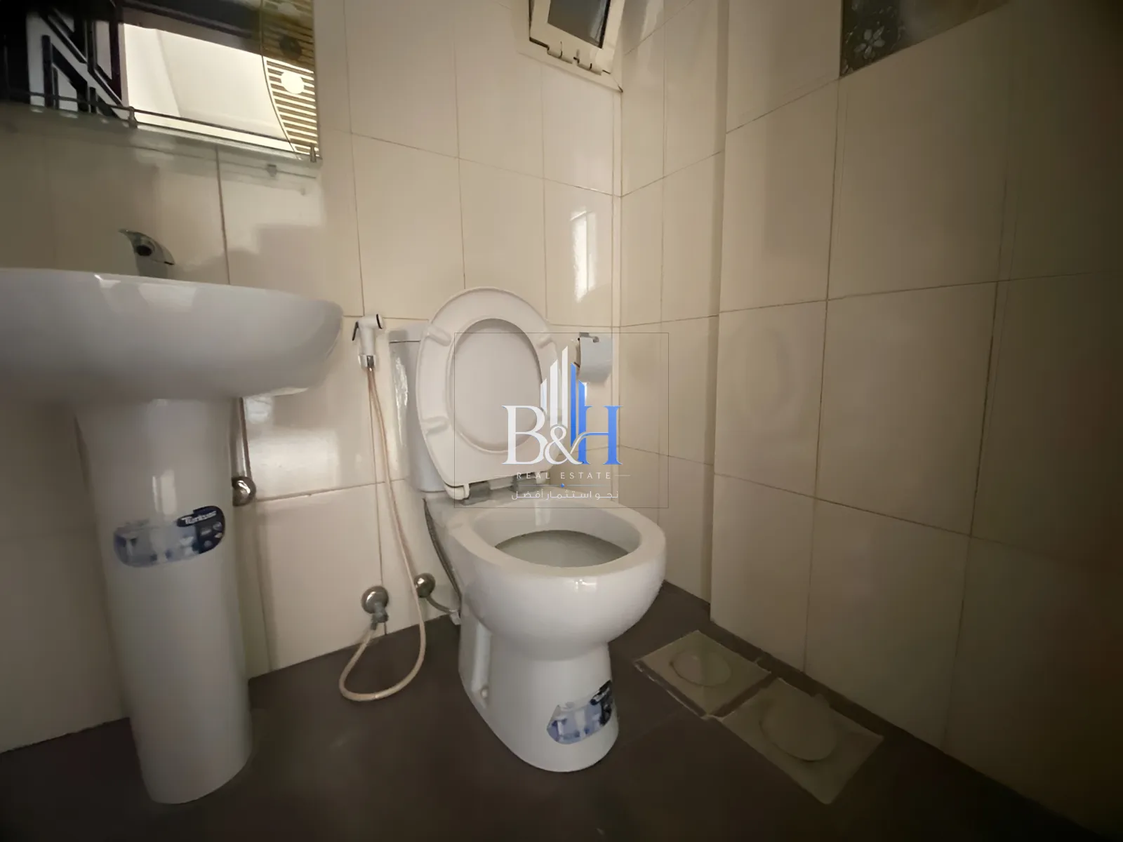 Apartment for sale in Dawhet aramoun, lebanon