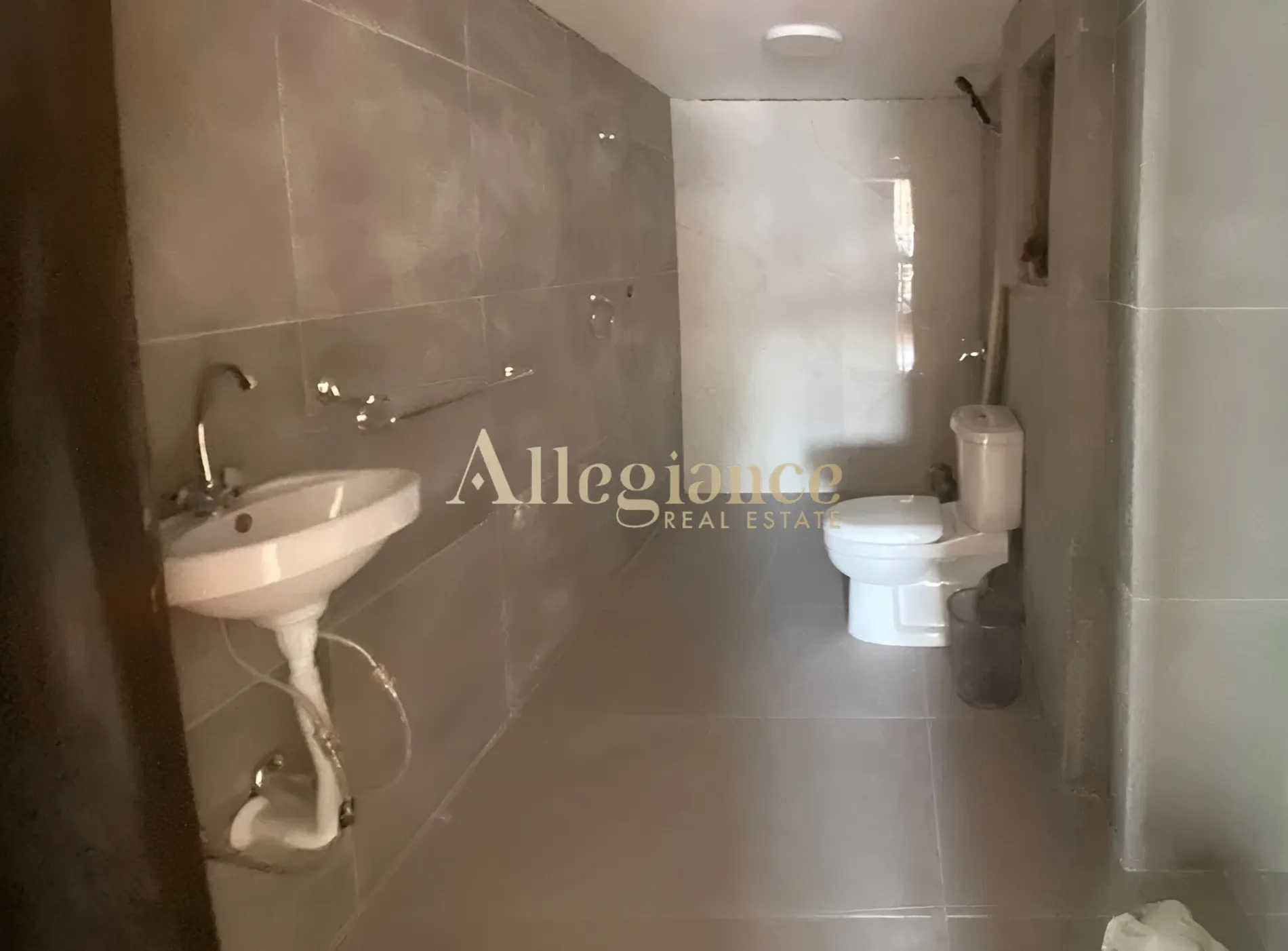 Apartment for sale in Jeita, Lebanon - 3 bed, 5 bath