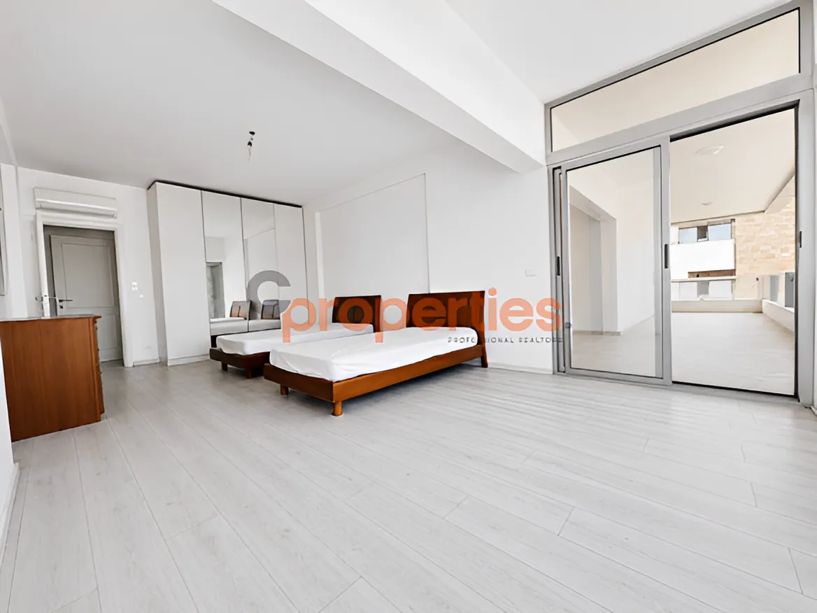 Apartment for sale in Ramleh Al Bayda, Beirut, Lebanon