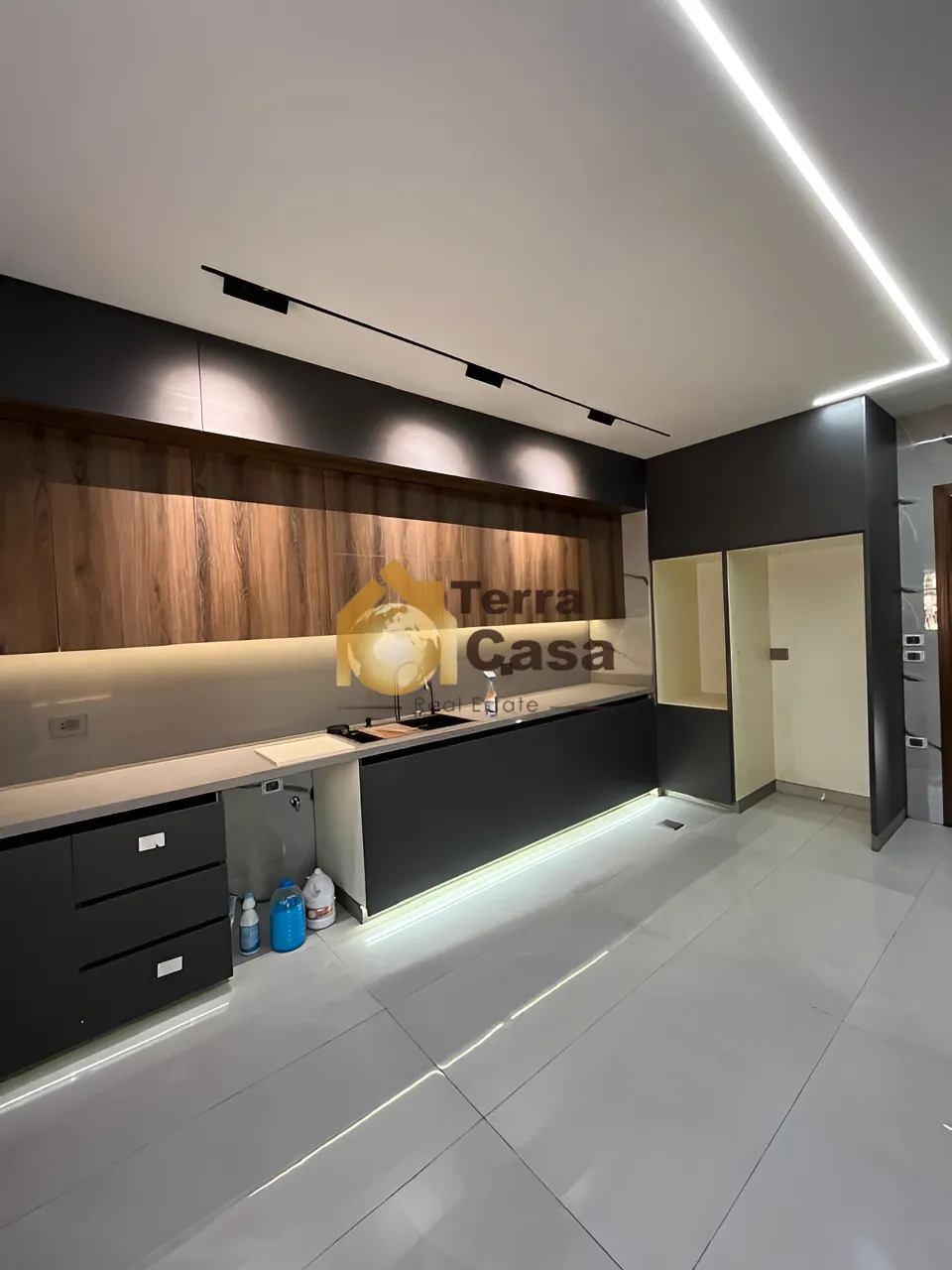 Apartment for Sale in Ksara