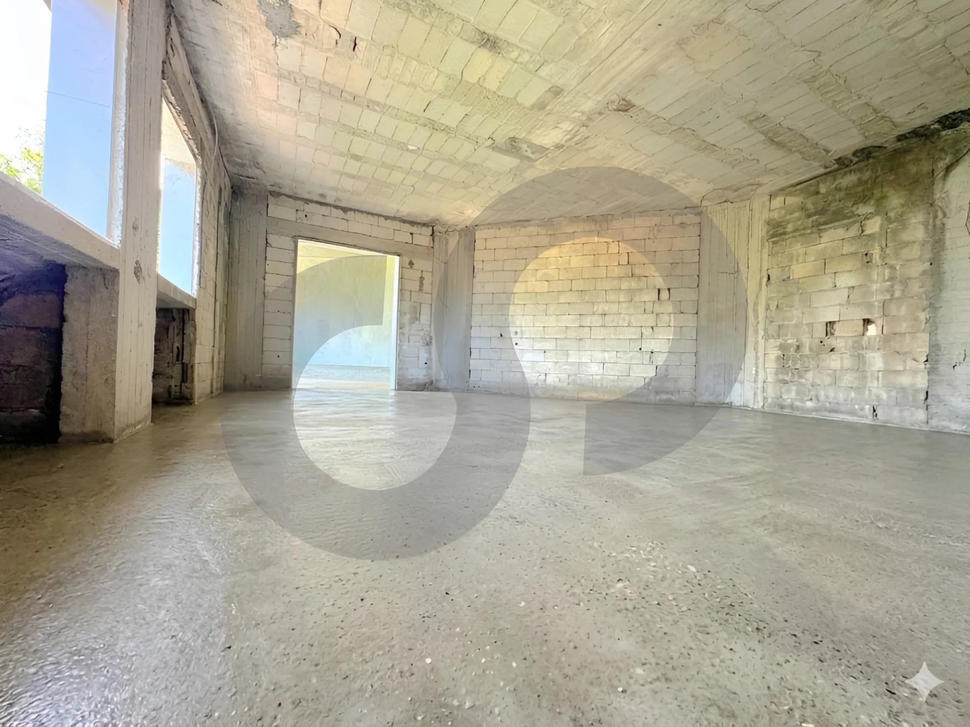 Building for Sale in Kfour