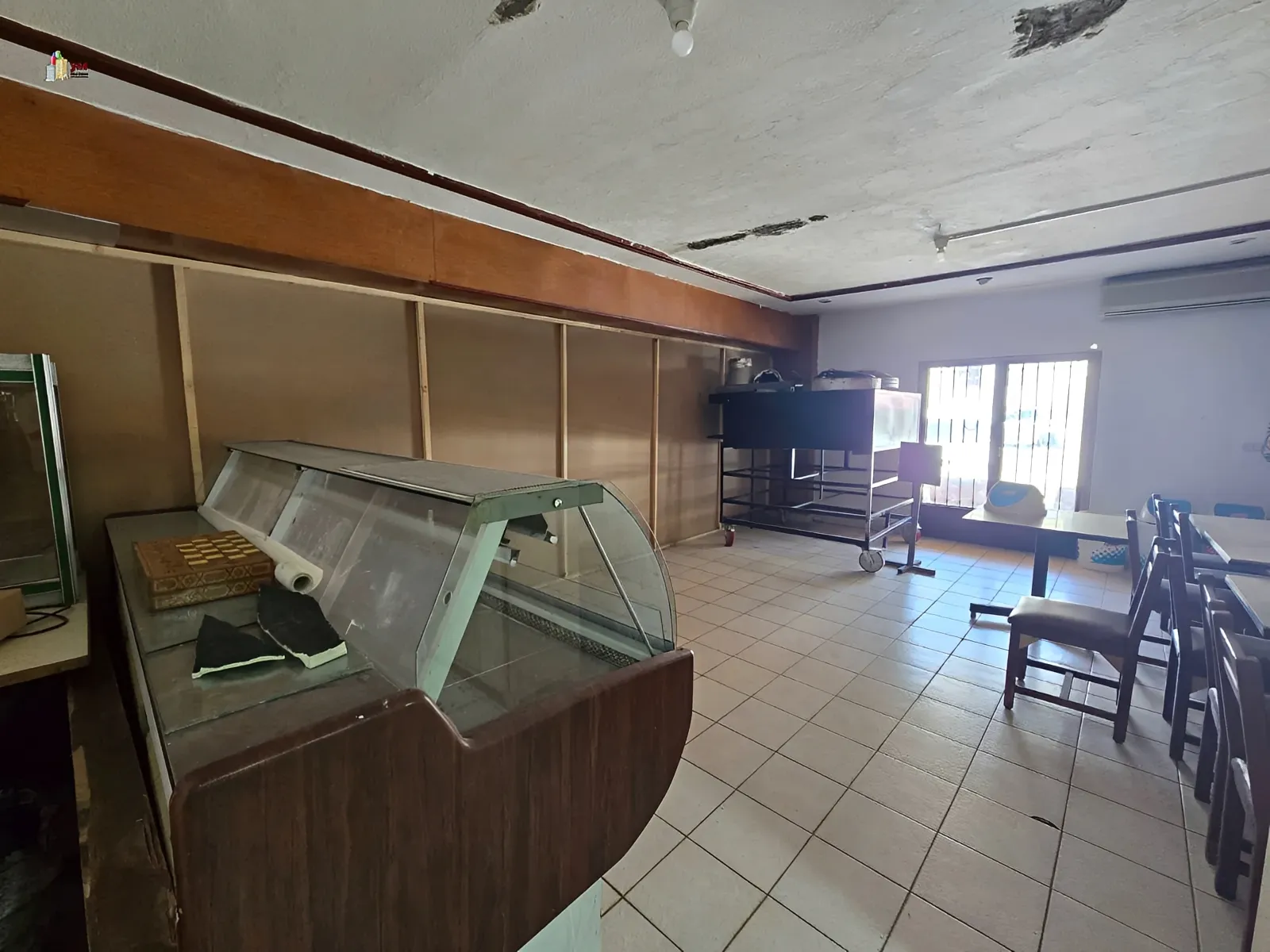 Restaurant for Sale in Ashqout