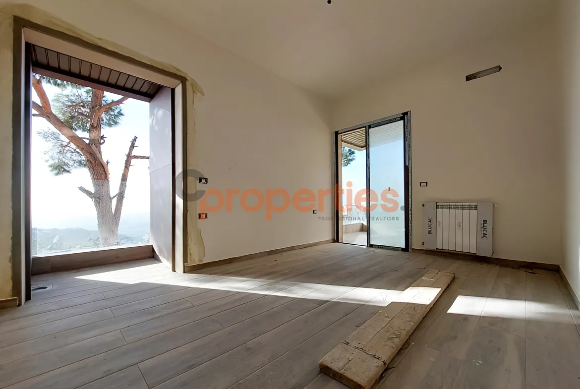 Apartment for Sale in Ain Saadeh
