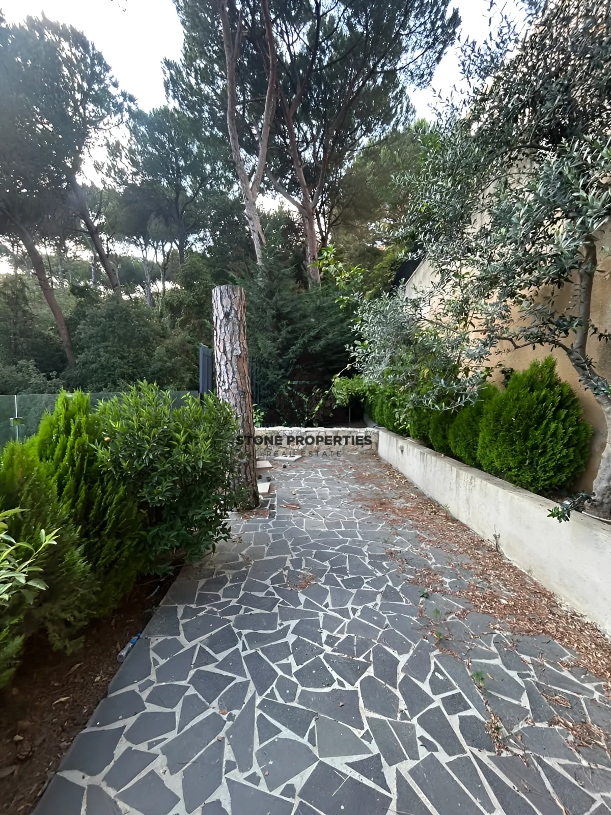 Apartment for rent in Ouyoun, lebanon - 3 bed, 3.0 bath