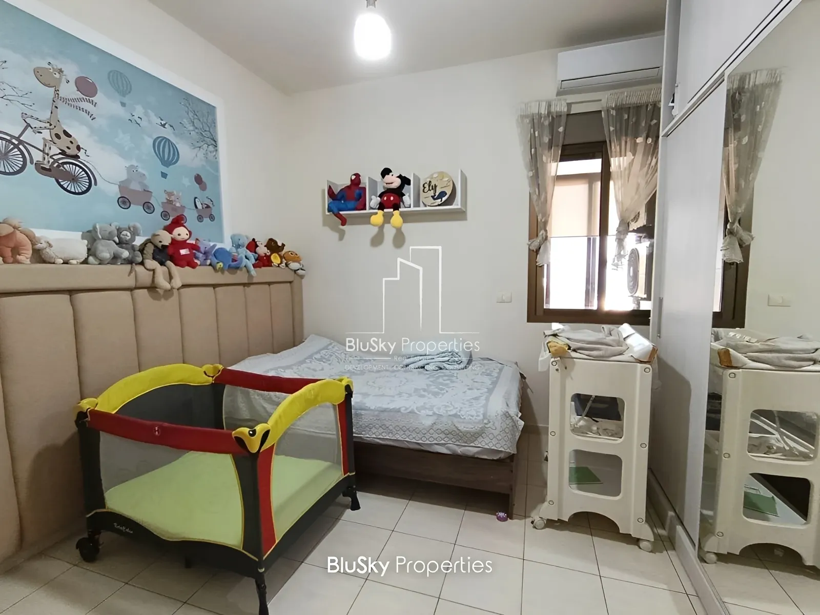 Apartment for Sale in Safra