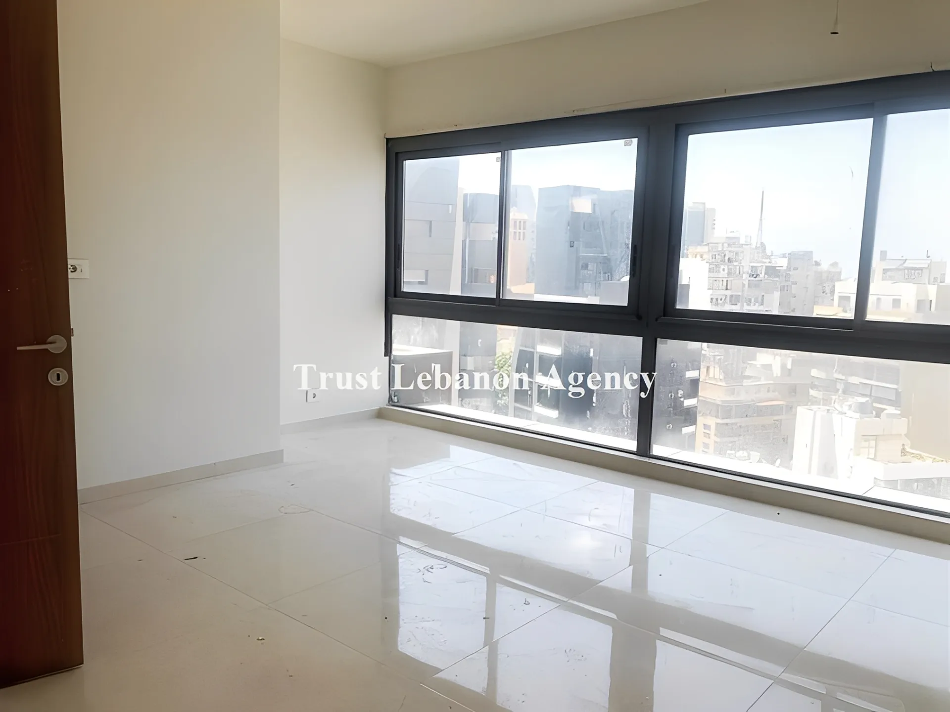 Apartment for Sale in Achrafieh Sioufi - 3 bed, 5 bath