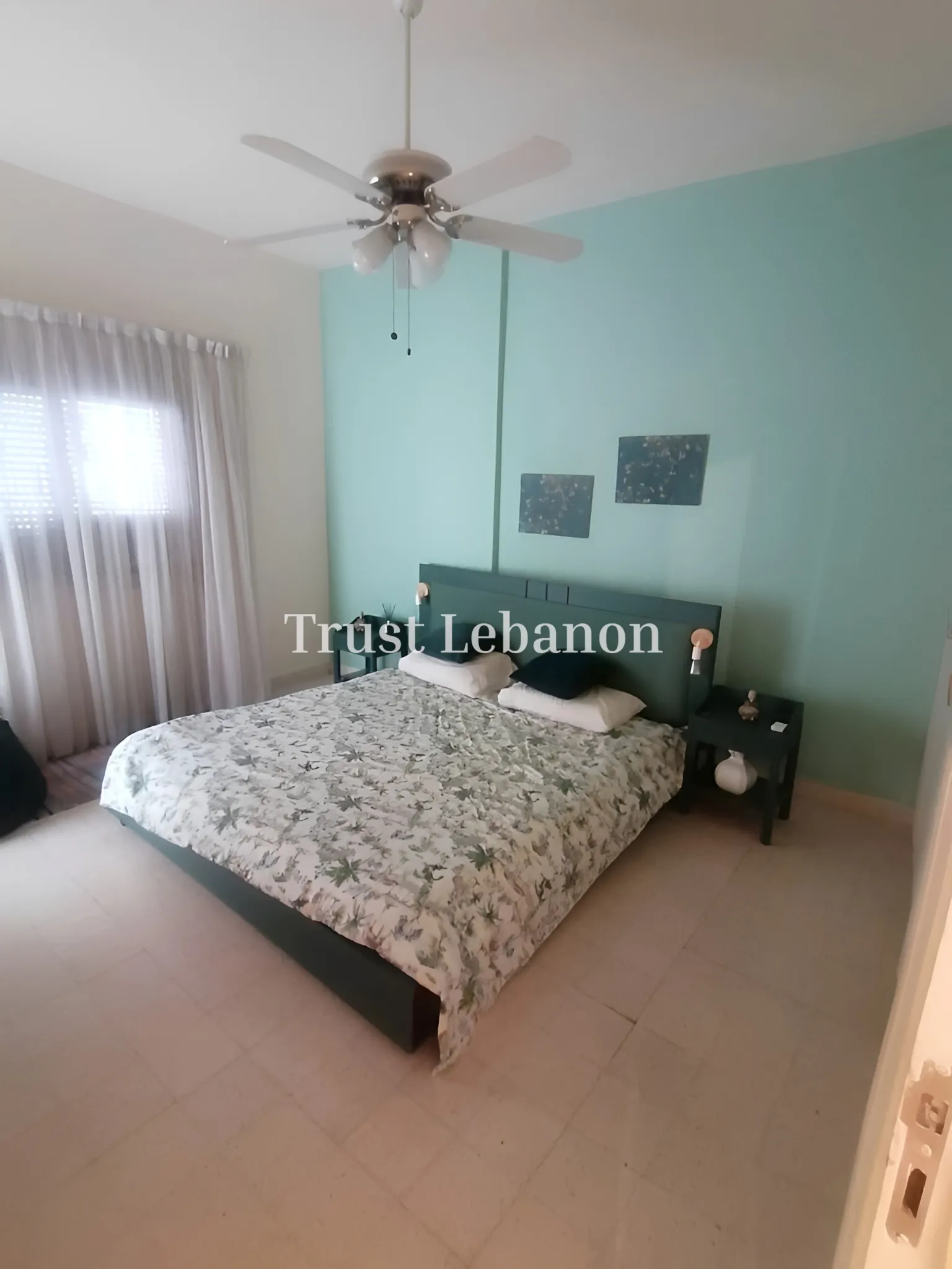 Apartment for rent in Achrafieh, Beirut, Lebanon - 2 bed, 2 bath
