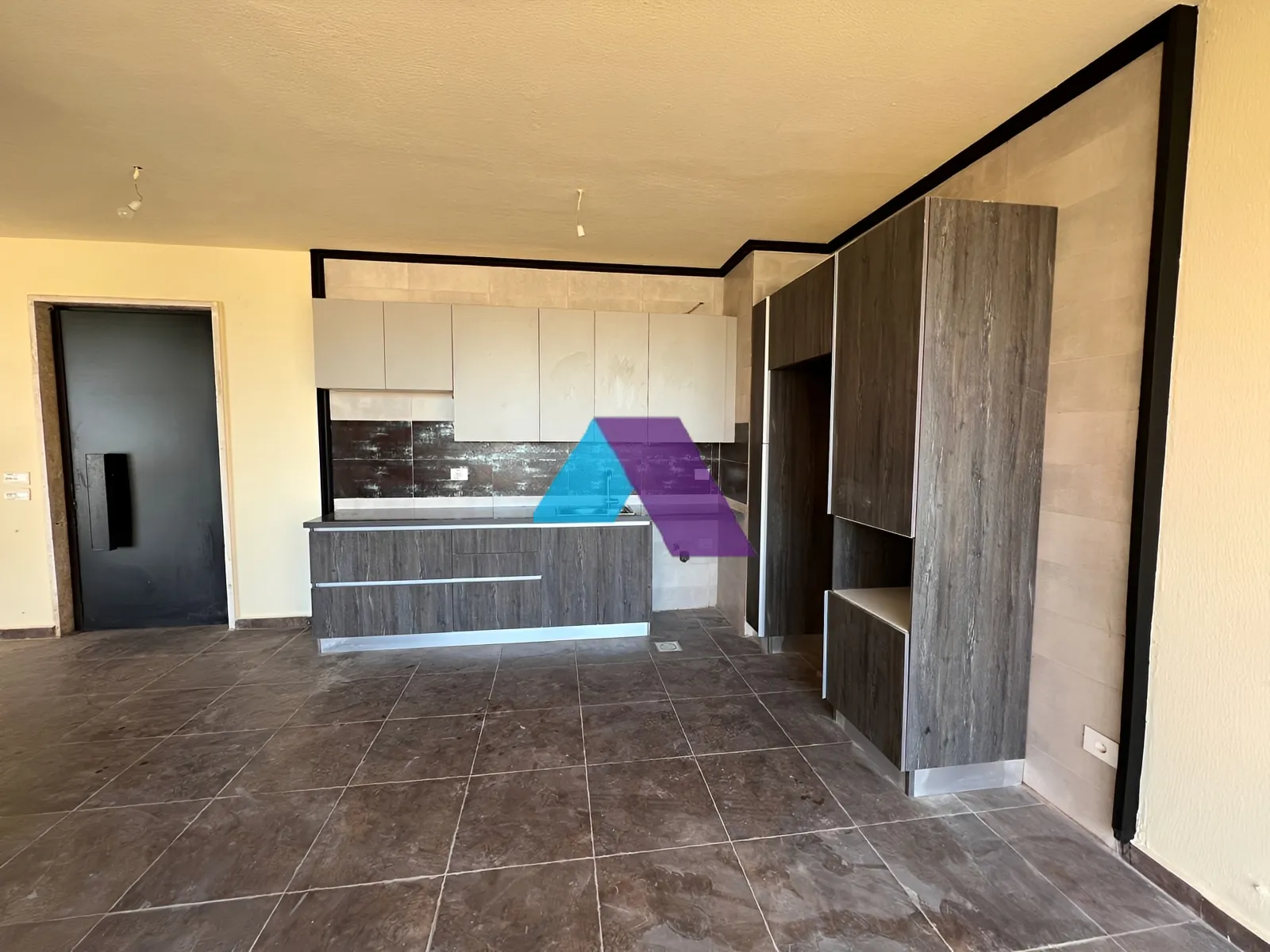 Triplex for sale in Laqlouq, Lebanon - 3 bed, 4 bath