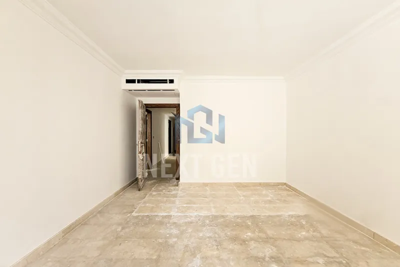 Apartment for Sale in Sanayeh