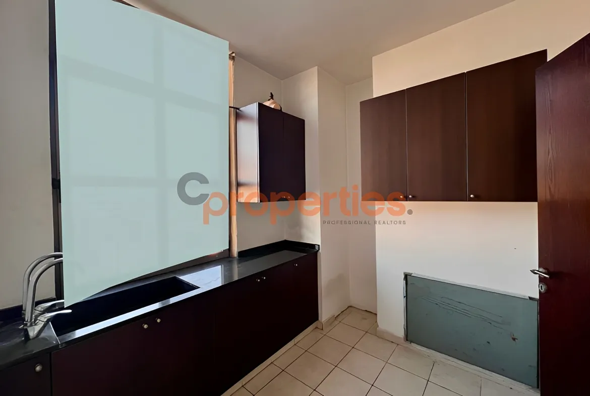 Office for Rent in Dekwaneh