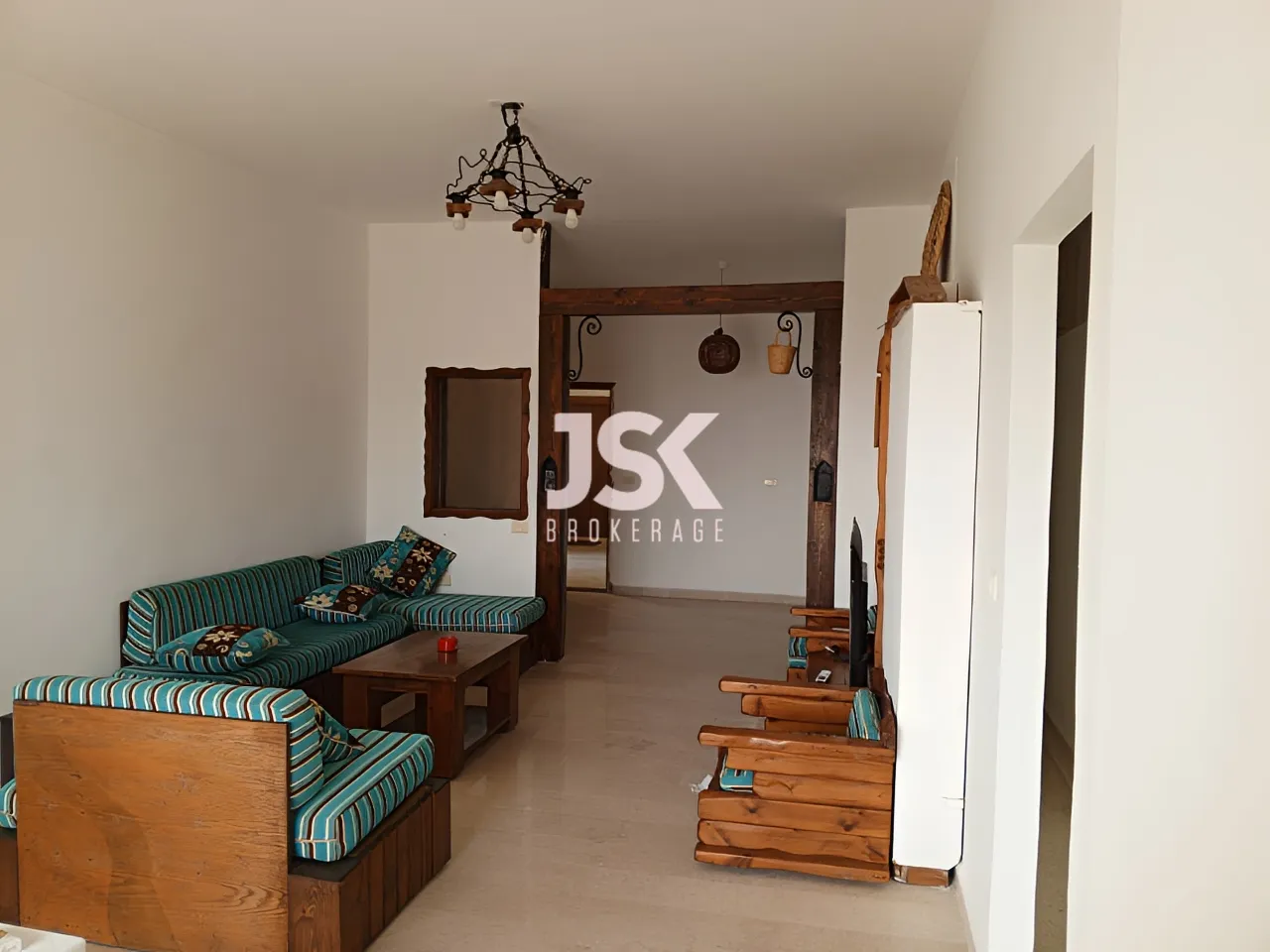 Apartment for Sale in Aamchit