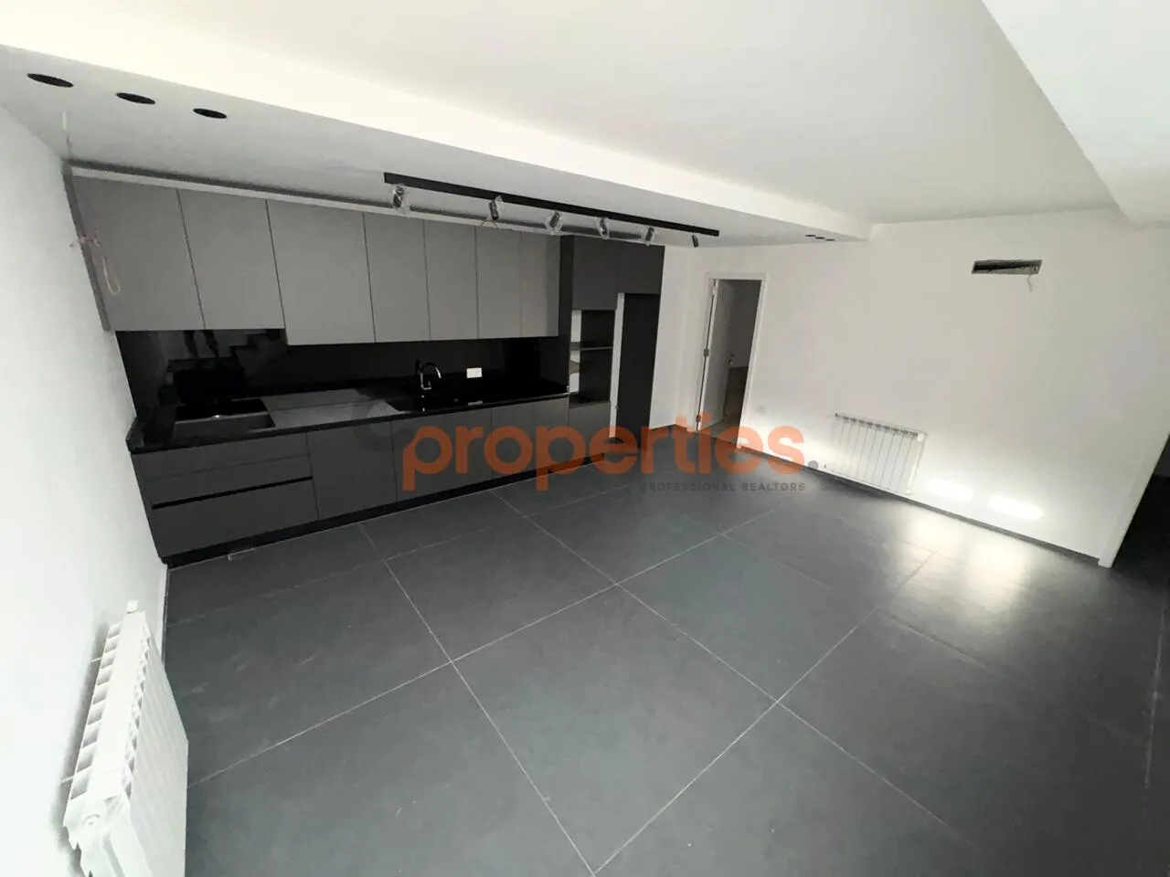 Villa for Sale in Tehoum
