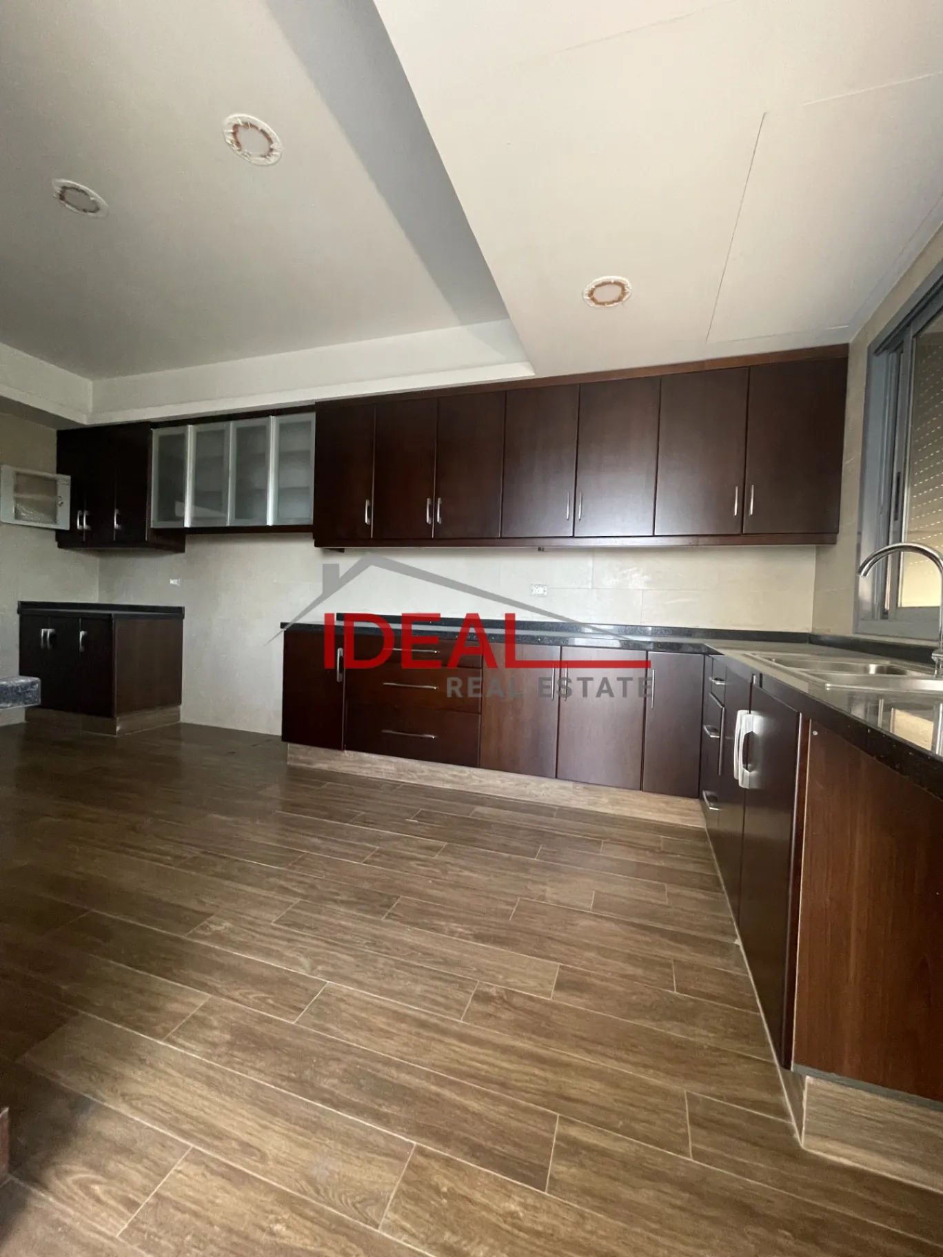 Apartment for sale in Horch Tabet, Lebanon - 3 bed, 4 bath