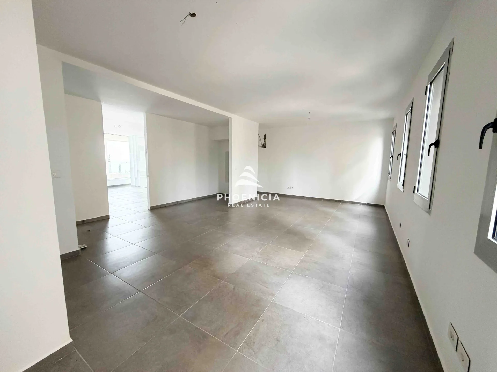 Office for Sale in Byblos
