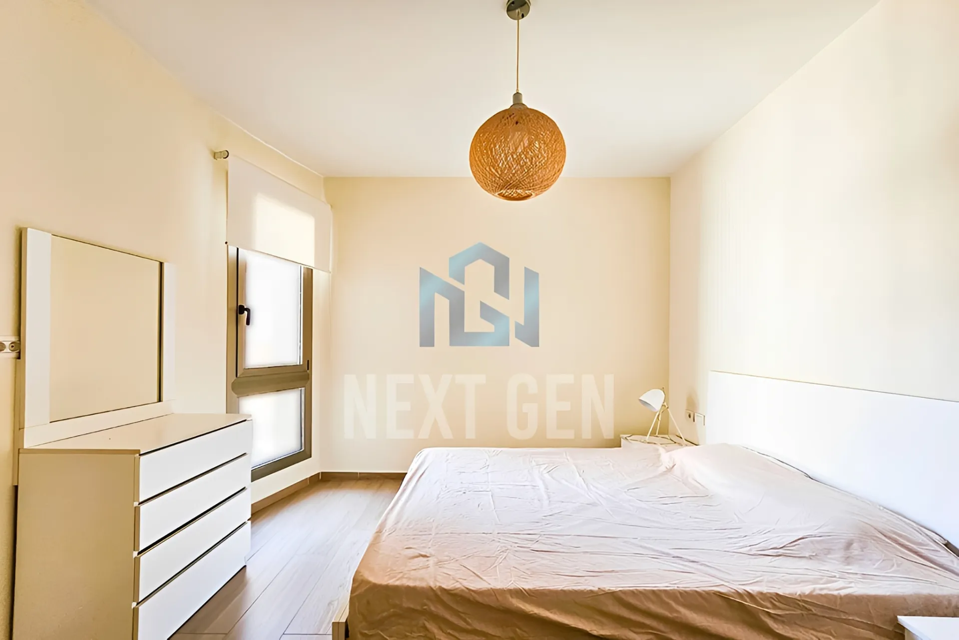 Apartment for rent in Ain Al Mraiseh, Beirut, Lebanon