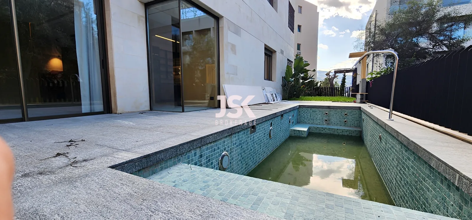 Apartment for Sale in Yarzeh