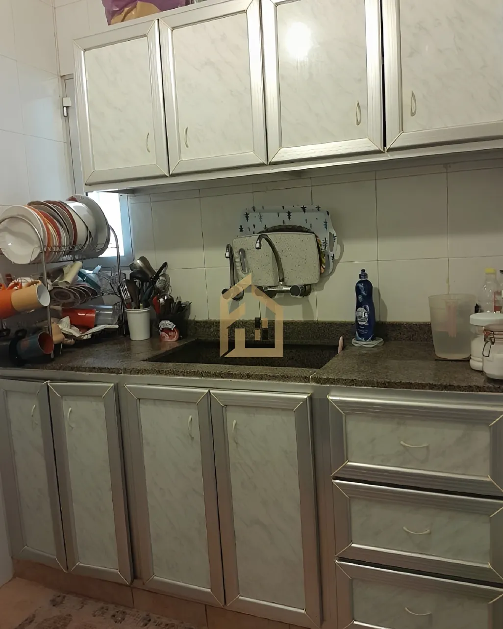 Apartment for sale in Zokak el Blat, Beirut, Lebanon - 2 bed, 1 bath