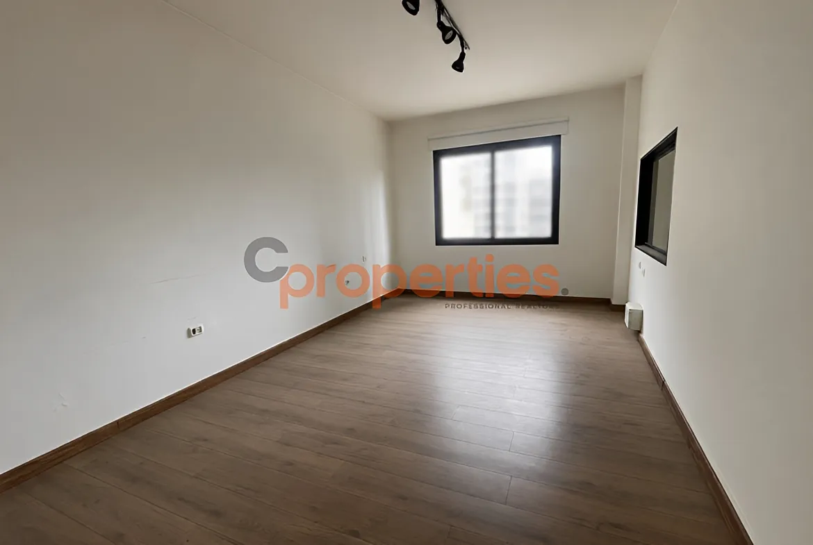 Office for Rent in Saifi Village