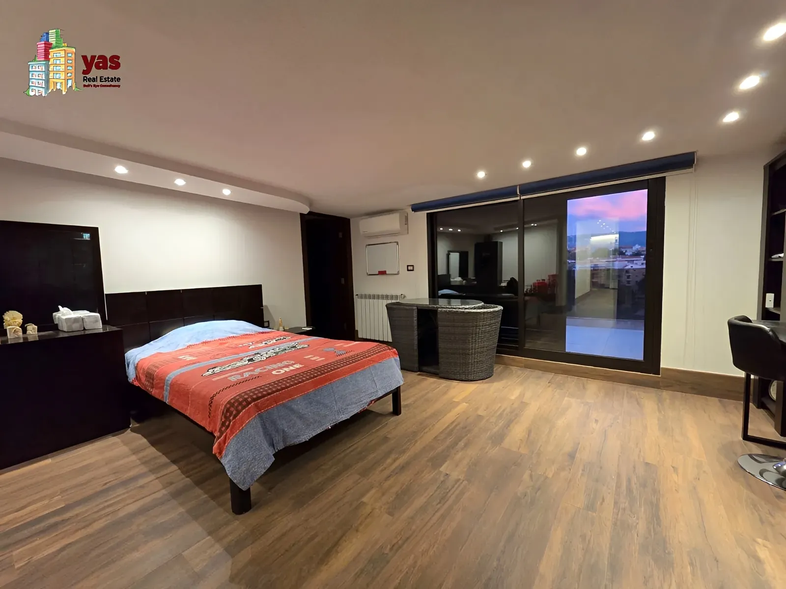 Apartment for Sale in Ballouneh