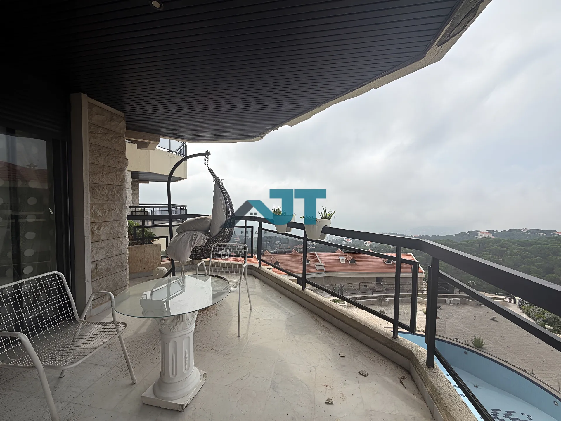 Apartment for sale in Baabdat