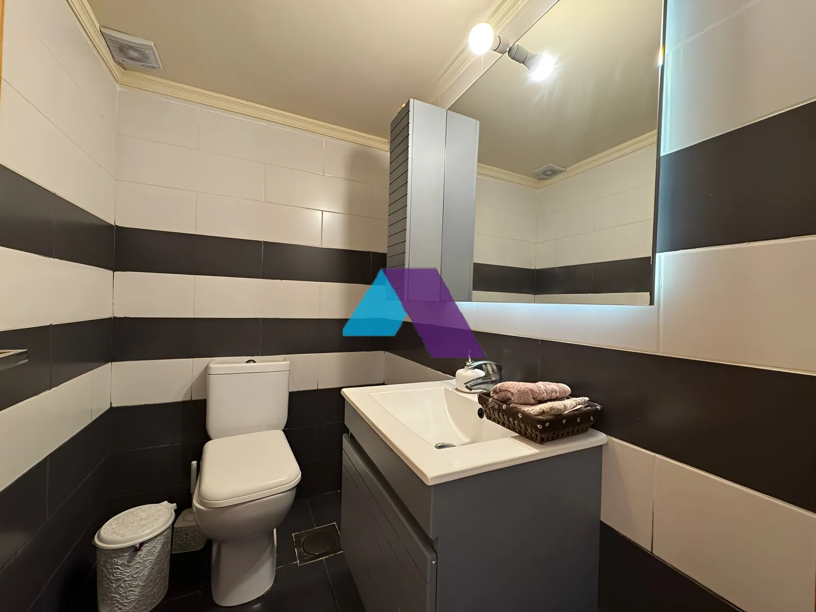 Apartment for Sale in Aamchit