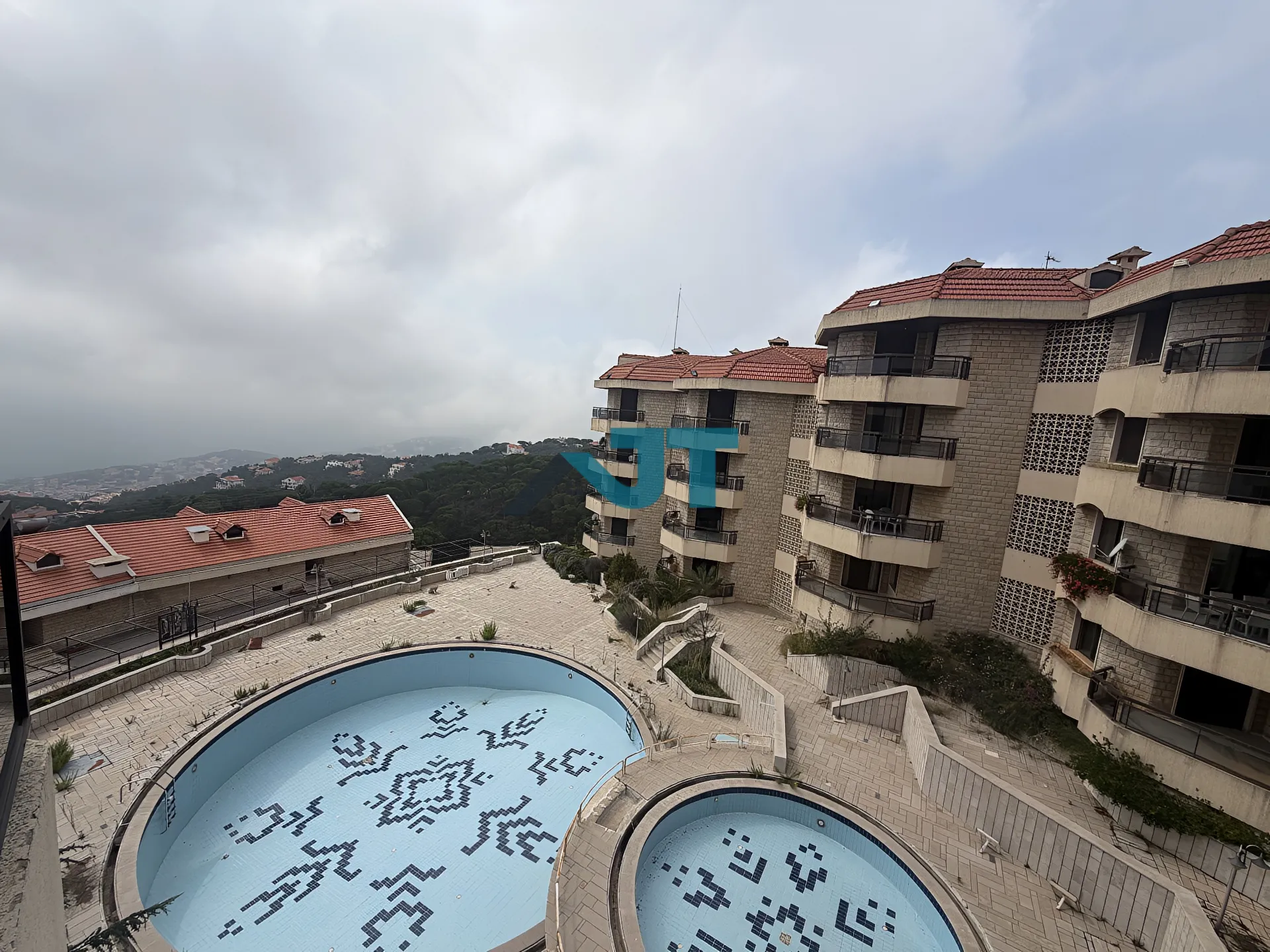Apartment for sale in Baabdat