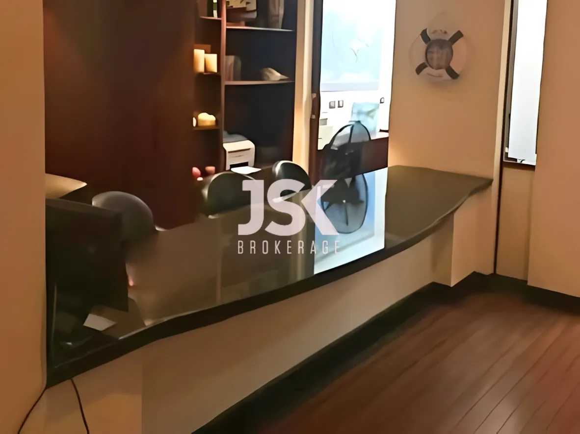 Office for sale in Downtown
