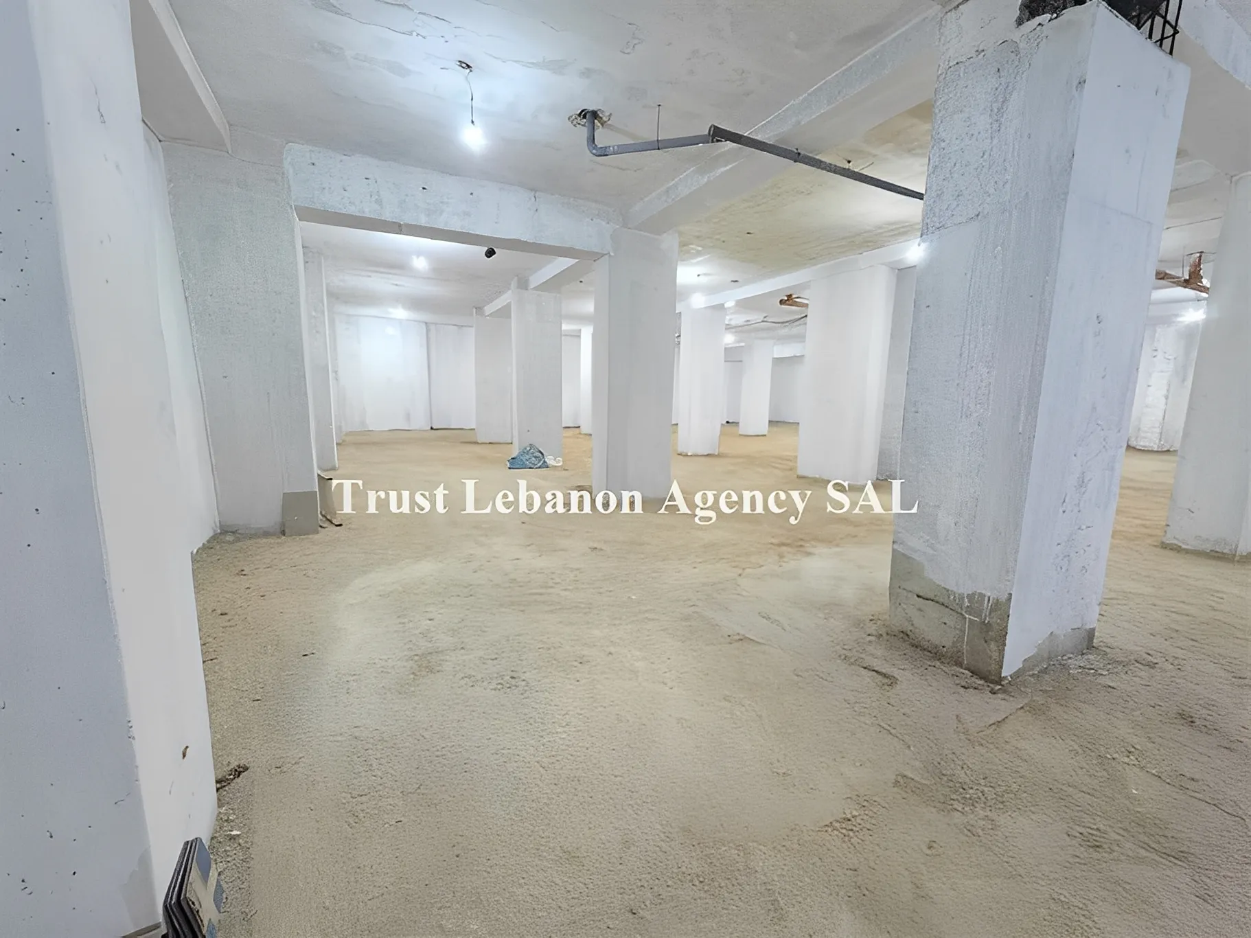 Commercial Property For Sale in Baabda, Hazmieh