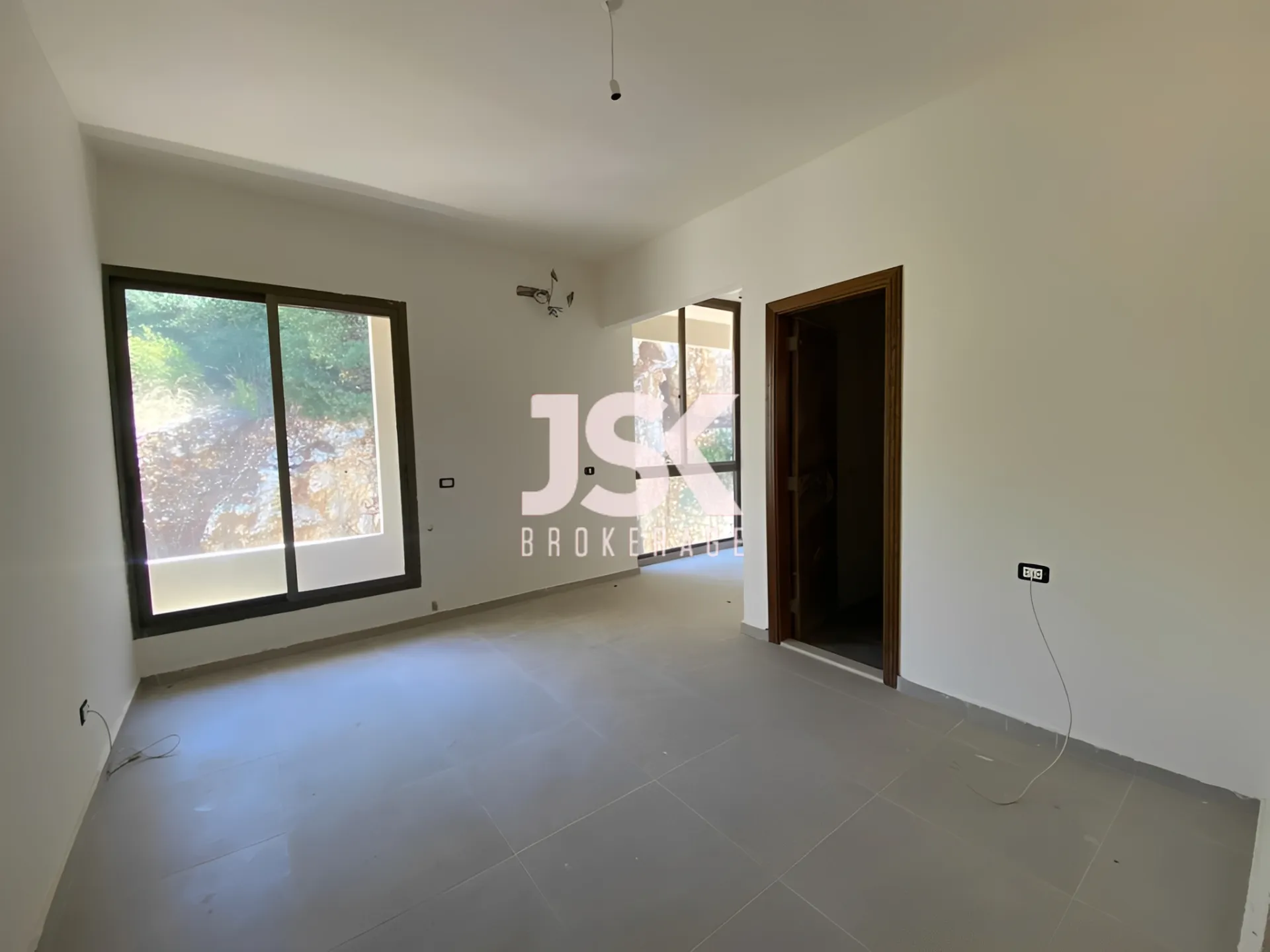 Apartment for Sale in Rabweh, Metn - 3 bed, 4 bath