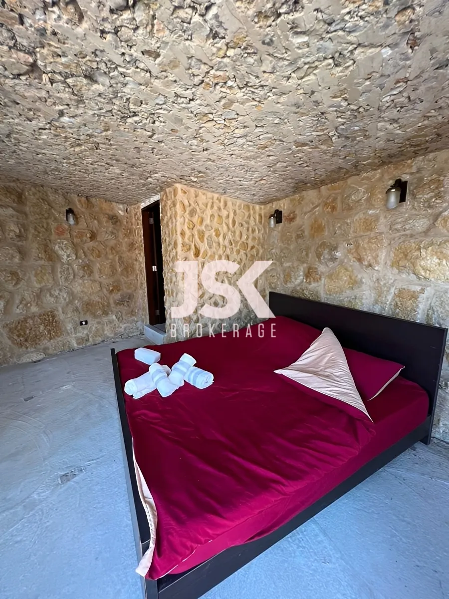 Villa for Sale in Fatqa, Lebanon