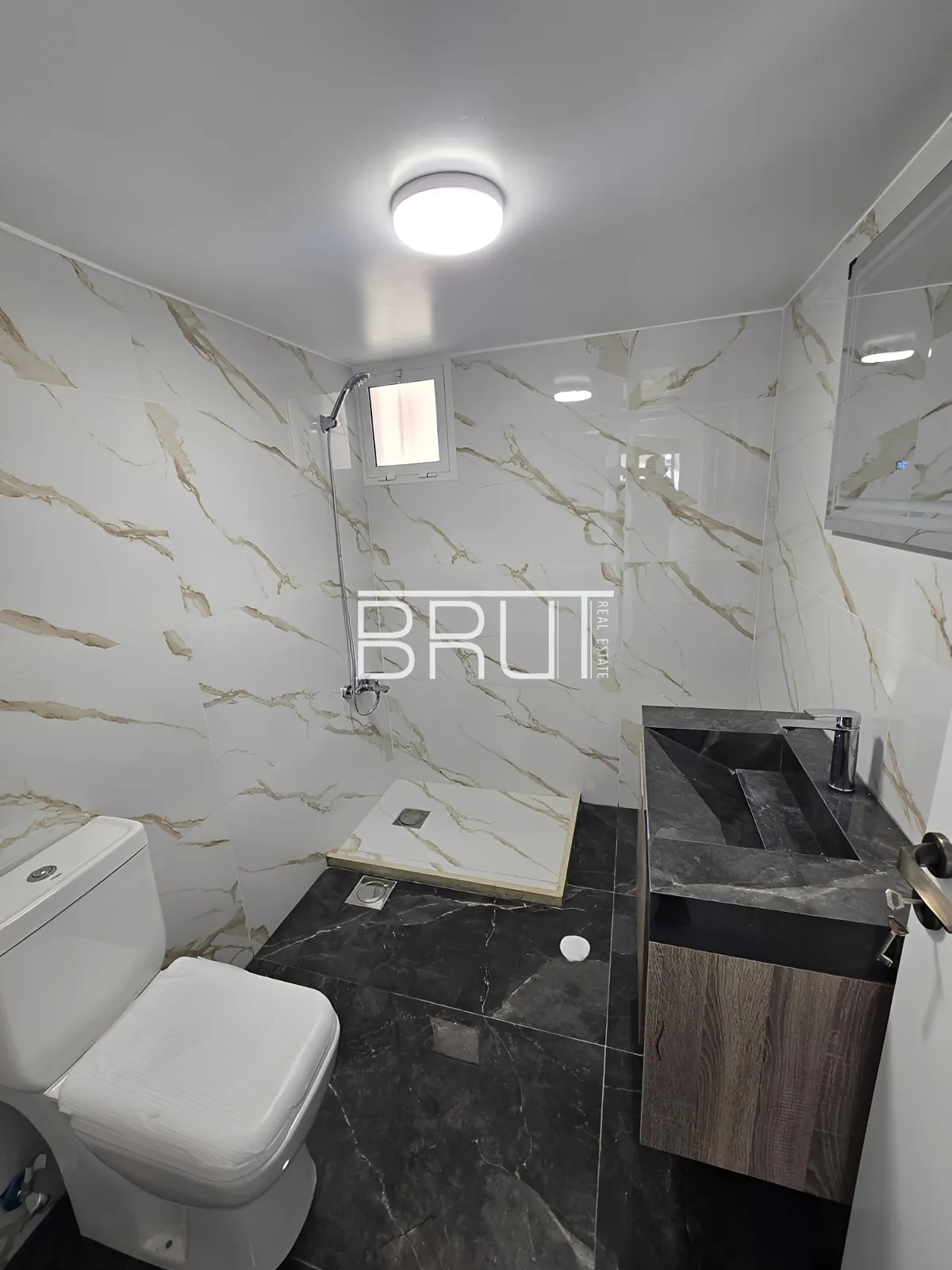 Apartment for Sale in Zouk Mosbeh