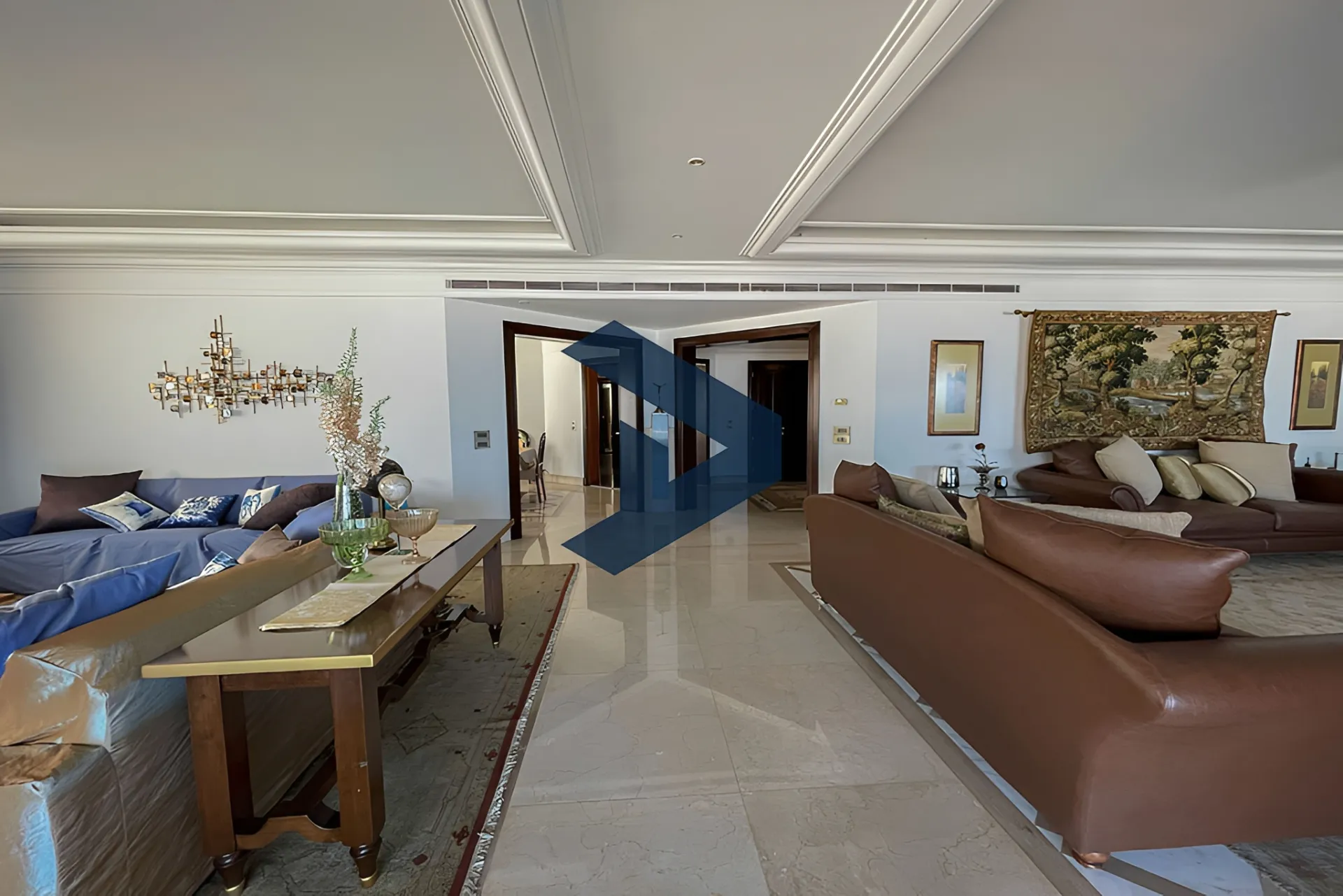 Apartment for rent in Caree d'or, Achrafieh, Lebanon - 4 bed, 5 bath