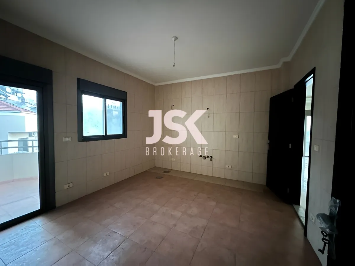 Apartment for Sale in Jamhour, Lebanon
