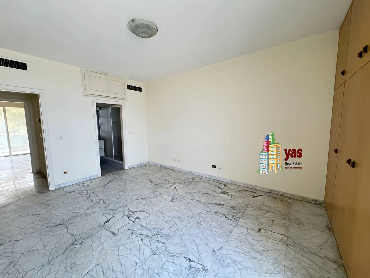 Apartment for Rent in Kfar Hbab - 4 bed, 5 bath