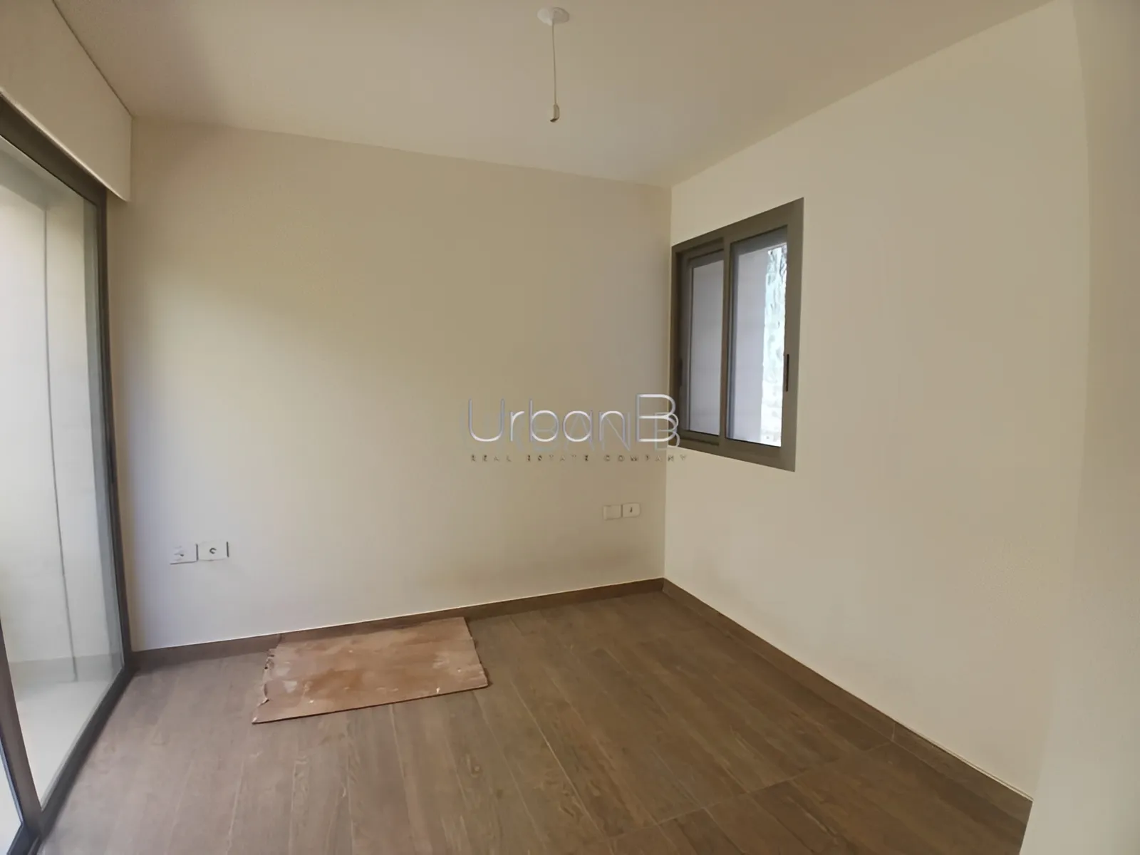 Apartment for sale in Louaizeh, Lebanon - 3 bed, 4 bath