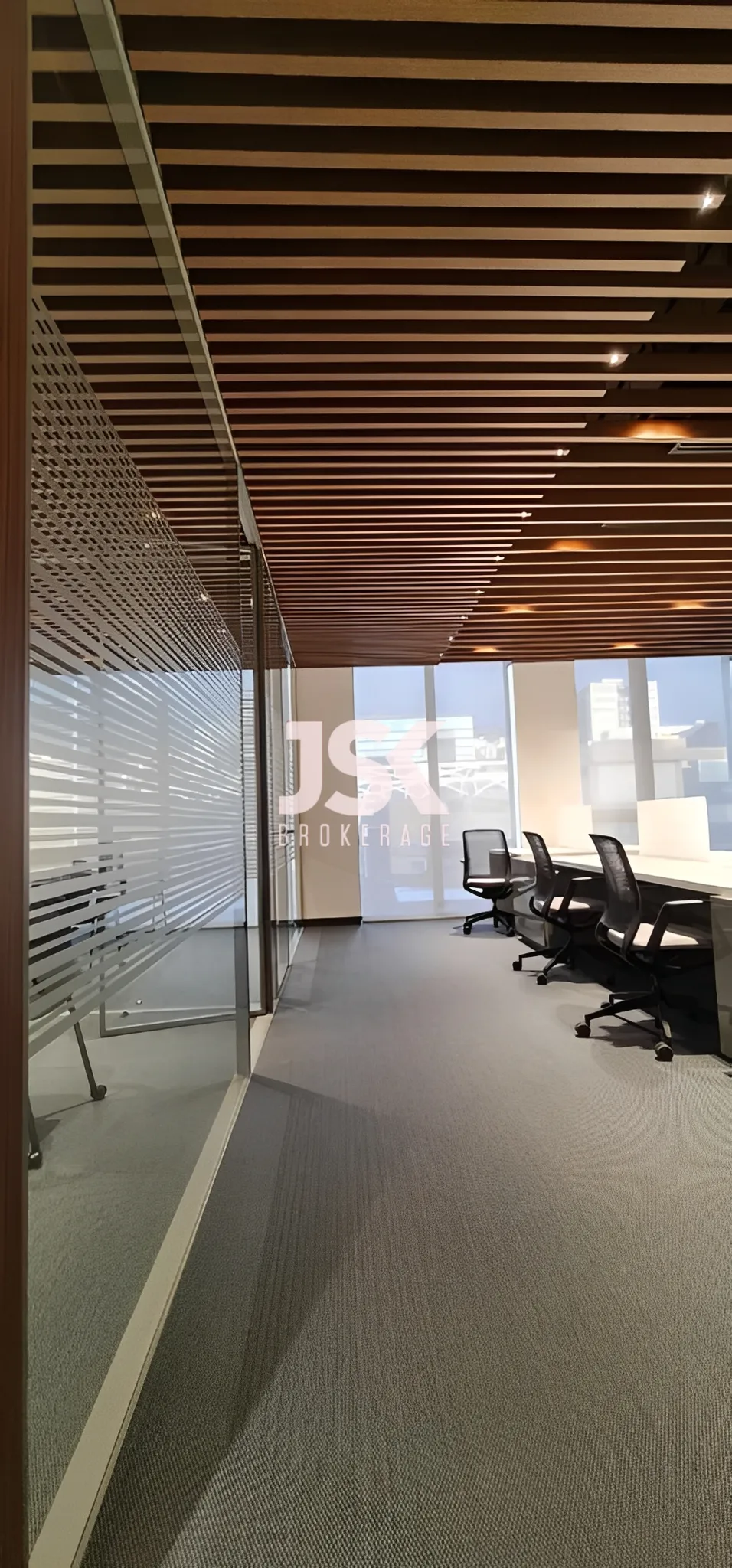 Office for rent in Dbayeh