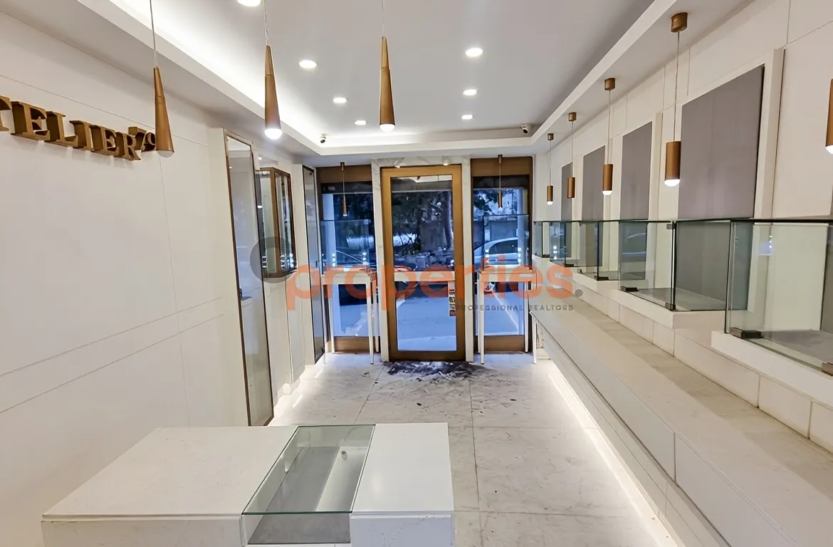 Shop for Rent in Achrafieh