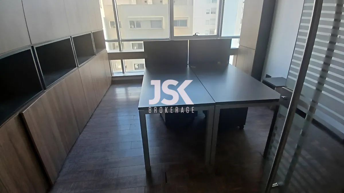 Office for rent in Sin El Fil