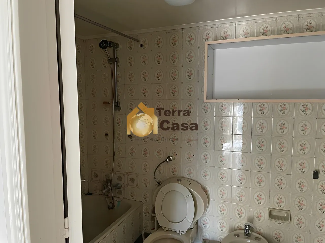 Apartment for rent in Achrafieh