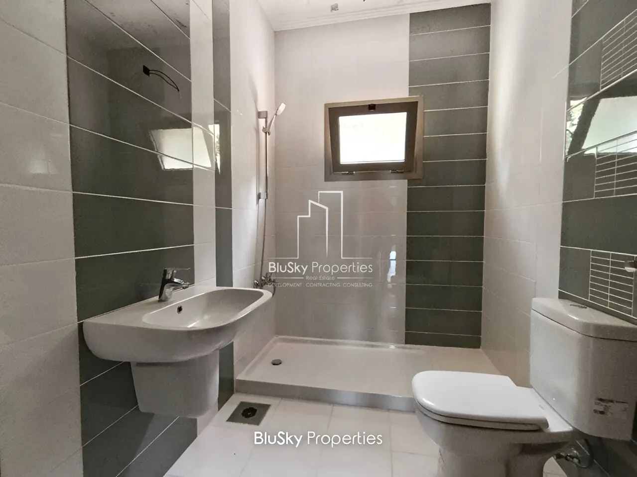 Apartment for Sale in Kfarhbeb