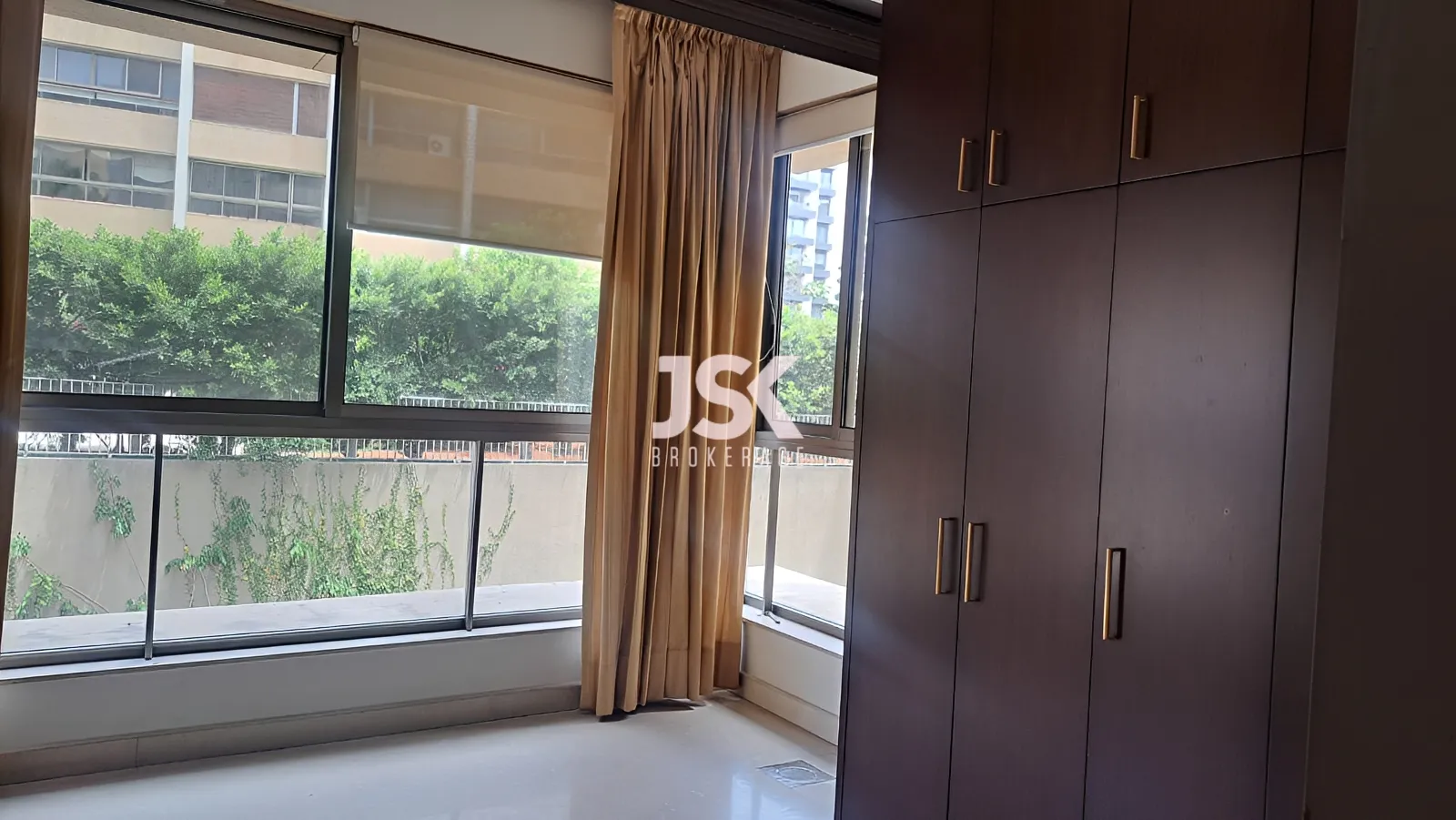 Apartment for Sale in Ras
