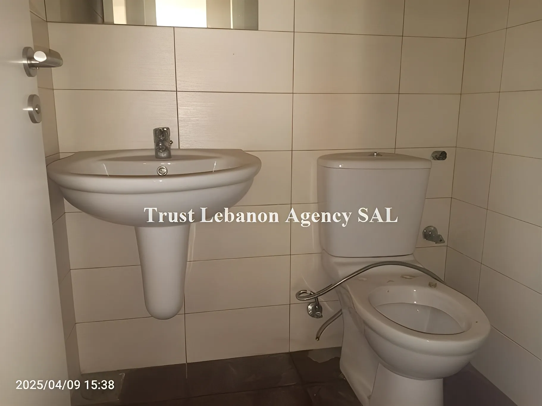 Office for rent in Beirut, Mina El Hosn