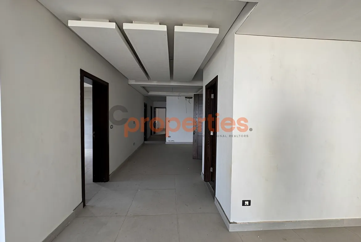 Apartment for Sale in Cornet Chahwan